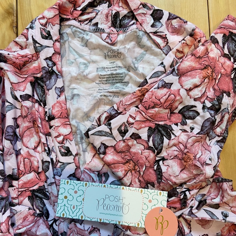 Brand new Posh Peanut Vivi French Floral Robe